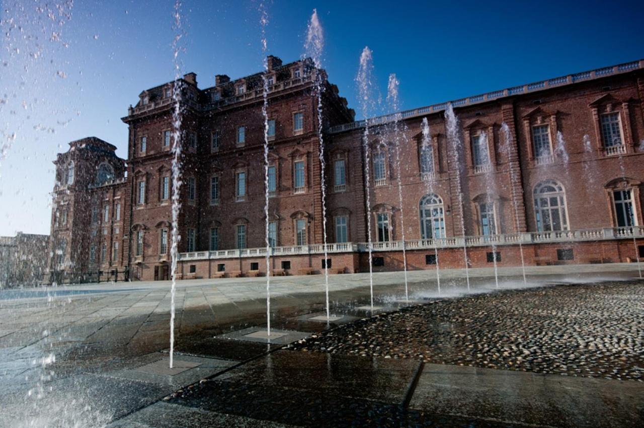 Apartment Casa Azzurra 61mq A 30 Metri Dalla Reggia Di Venaria Venaria Reale